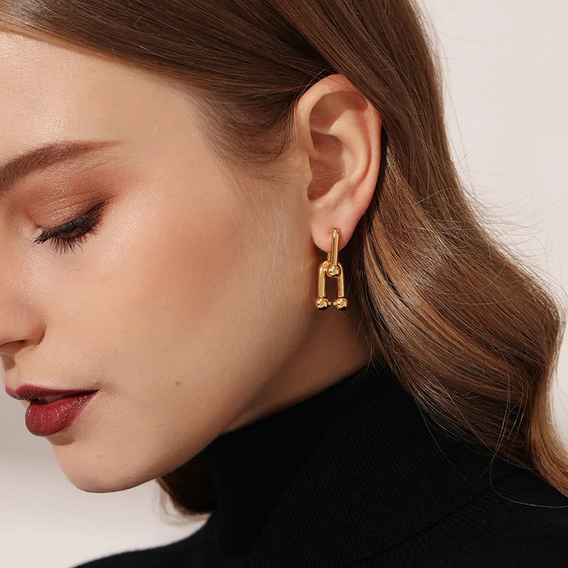 INS Fashion Silver Color Earrings For Women Creative Simple U-Shape France Gold Plated Elegant Party Jewelry Gift
INS Fashion Silver Color Earrings For Women Creative Simple U-Shape France Gold Plated Elegant Party Jewelry Gift