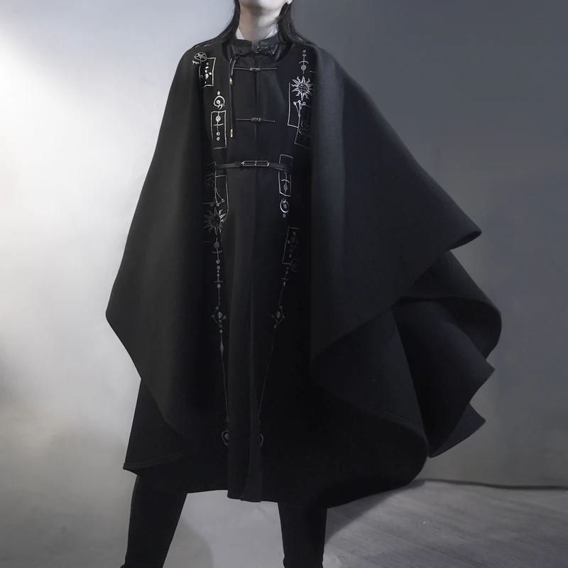 Hanfu Black Cloak Men Winter Thicker Fashion Bat Sleeves Coat Male Carnival Cosplay Costume Chinese Vintage Hanfu Mid-lengtCoat
Hanfu Black Cloak Men Winter Thicker Fashion Bat Sleeves Coat Male Carnival Cosplay Costume Chinese Vintage Hanfu Mid-lengtCoat