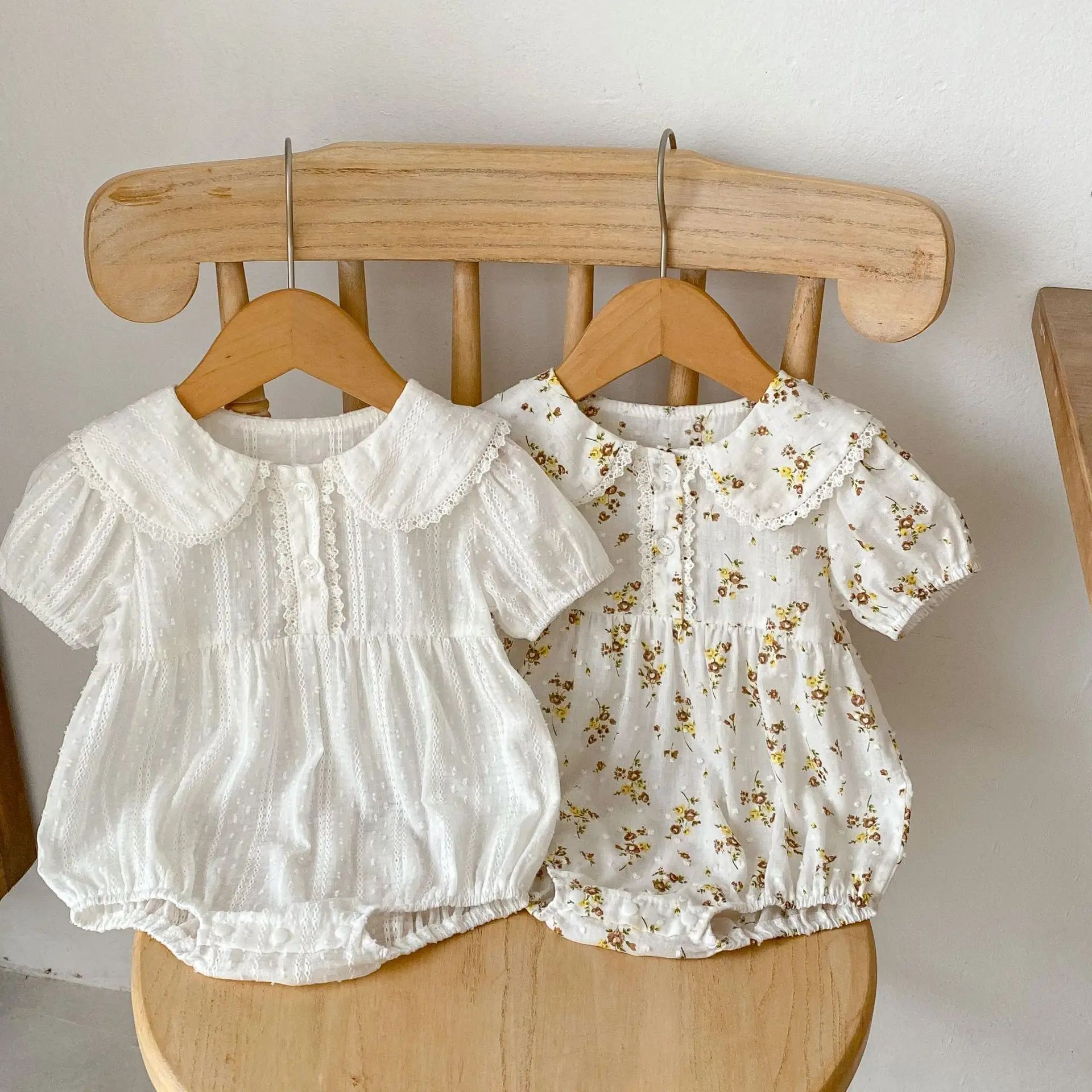 Toddler Baby Girl Romper Short Sleeved Cotton Floral Printing Newborn Baby Girls Jumpsuit Baby Girls Clothes For Summer
Toddler Baby Girl Romper Short Sleeved Cotton Floral Printing Newborn Baby Girls Jumpsuit Baby Girls Clothes For Summer