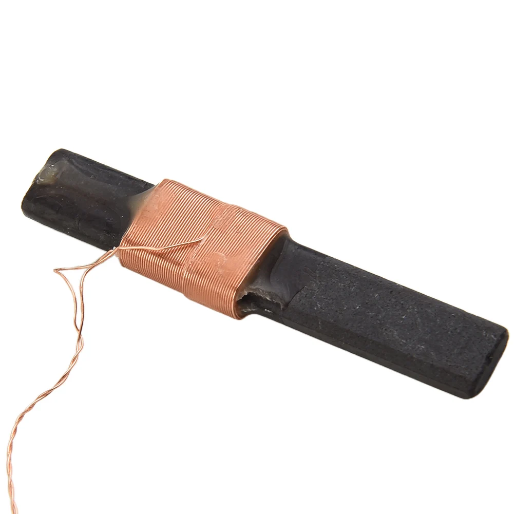 DCF77 Receiver Module Radio Time Module Radio Clock Radio Module Antenna With DCF Antenna Tuned To Time Signal Transmitter
DCF77 Receiver Module Radio Time Module Radio Clock Radio Module Antenna With DCF Antenna Tuned To Time Signal Transmitter