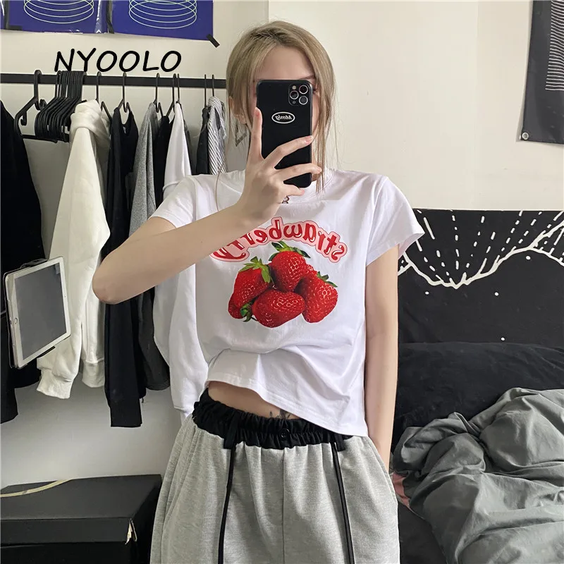 NYOOLO 2022 Summer Sweet Strawberry Letters Print Short Sleeve Cropped Top T-Shirt Women Clothing High Street Hip Hop Y2k Tees
NYOOLO 2022 Summer Sweet Strawberry Letters Print Short Sleeve Cropped Top T-Shirt Women Clothing High Street Hip Hop Y2k Tees
