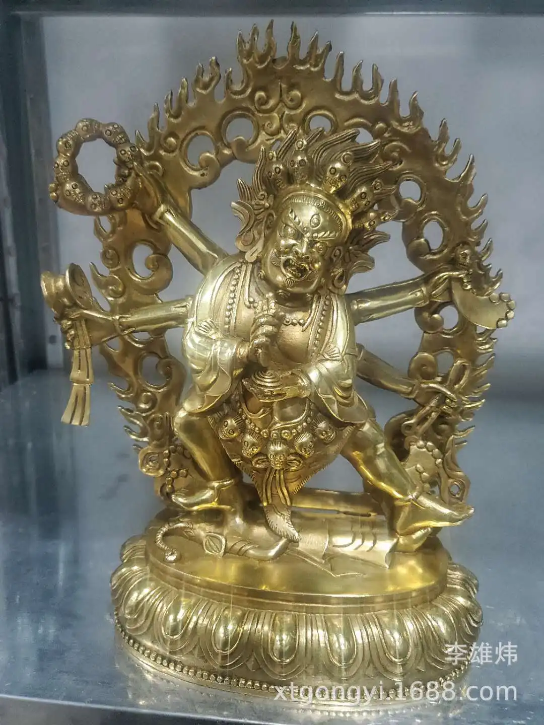 Fine Bronze Six-Armed Big Black Sky Statue Maha Gala Lord of Salvation Tantric Buddha Statue Wholesale
Fine Bronze Six-Armed Big Black Sky Statue Maha Gala Lord of Salvation Tantric Buddha Statue Wholesale