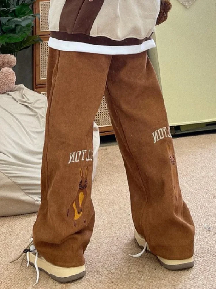 HOUZHOU Harajuku Oversize Brown Corduroy Pants Women Korean Streetwear Cartoon Embroidery Black Wide Leg Trousers for Female
HOUZHOU Harajuku Oversize Brown Corduroy Pants Women Korean Streetwear Cartoon Embroidery Black Wide Leg Trousers for Female
