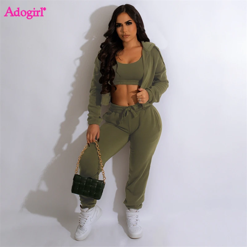Спортивный костюм Adogirl женский флисовый из 3 предметов, укороченный топ с жилетом и длинными рукавами, куртка с капюшоном, спортивные штаны, однотонная уличная одежда, костюмы для бега
Спортивный костюм Adogirl женский флисовый из 3 предметов, укороченный топ с жилетом и длинными рукавами, куртка с капюшоном, спортивные штаны, однотонная уличная одежда, костюмы для бега