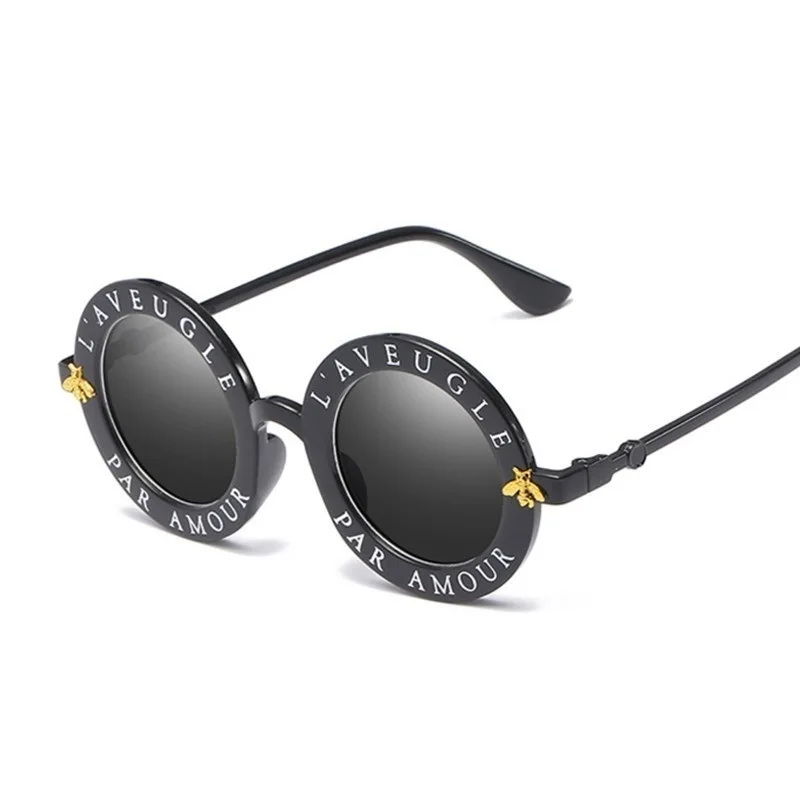 Retro Small Round Sunglasses Women Vintage Brand Shades Black Metal Color Sun Glasses For female Fashion Designer Lunette 
Retro Small Round Sunglasses Women Vintage Brand Shades Black Metal Color Sun Glasses For female Fashion Designer Lunette