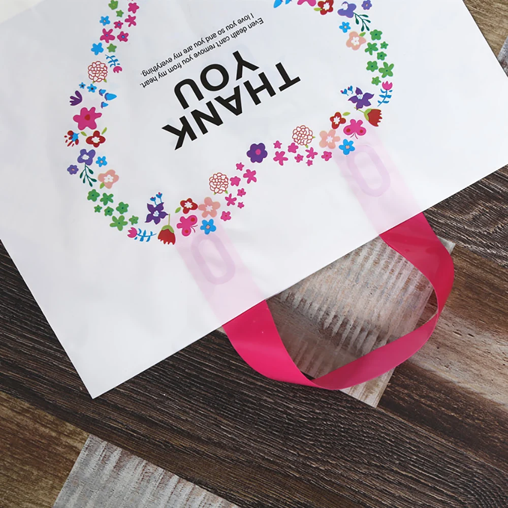 50pcs Plastic Shopping Merchandise Bags with Handles Bulk Reusable Boutique Clothing Grocery Tote Bags Party Trrats Gift Bags
50pcs Plastic Shopping Merchandise Bags with Handles Bulk Reusable Boutique Clothing Grocery Tote Bags Party Trrats Gift Bags
