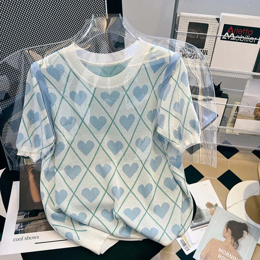 Women's Round Neck Knit T-shirt Heart Printed Plaid Top Ladies Summer All-in-one Frock Knitting Korean Short-sleeved Sweaters
Women's Round Neck Knit T-shirt Heart Printed Plaid Top Ladies Summer All-in-one Frock Knitting Korean Short-sleeved Sweaters