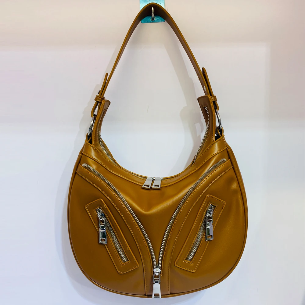 Half Moon Motorcycle Bag PU Leather Zipper Decoration Luxury Designer Handbags For Women 2023 New In Vintage Shoulder Bag Purse
Half Moon Motorcycle Bag PU Leather Zipper Decoration Luxury Designer Handbags For Women 2023 New In Vintage Shoulder Bag Purse