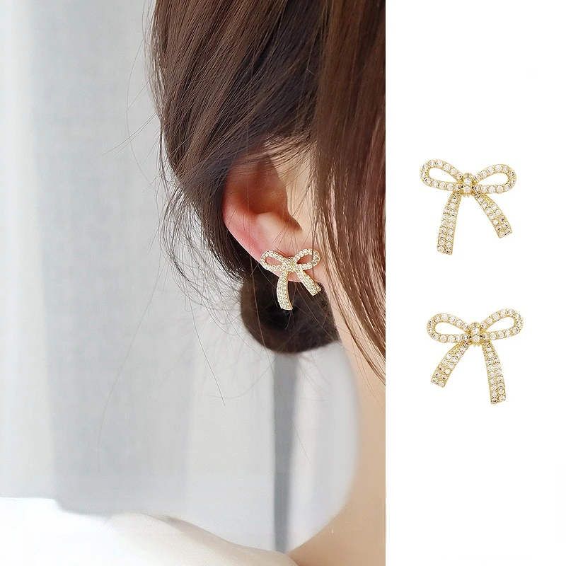New Fashion Korean Crystal BowknotStud Earring for Women Brilliant Jewelry Gift Wedding
New Fashion Korean Crystal BowknotStud Earring for Women Brilliant Jewelry Gift Wedding