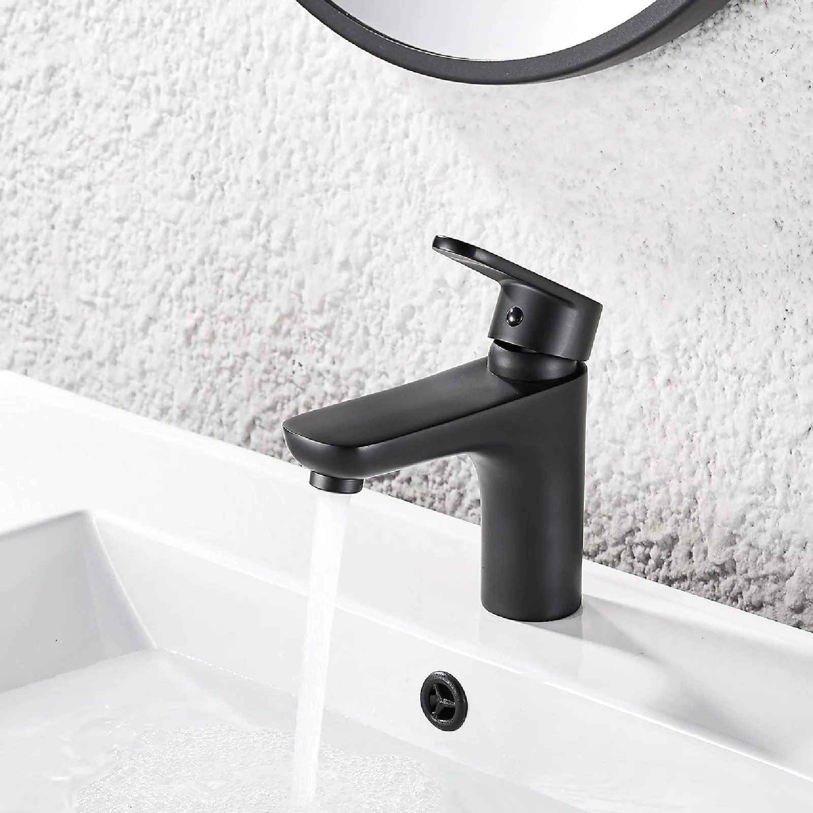 Wholesale Kisimixer Black Bathroom Basin Faucet,Brass Bathroom Sink Tap with Hoses Fashion Single Lever Bathroom Mixer Tap
Wholesale Kisimixer Black Bathroom Basin Faucet,Brass Bathroom Sink Tap with Hoses Fashion Single Lever Bathroom Mixer Tap