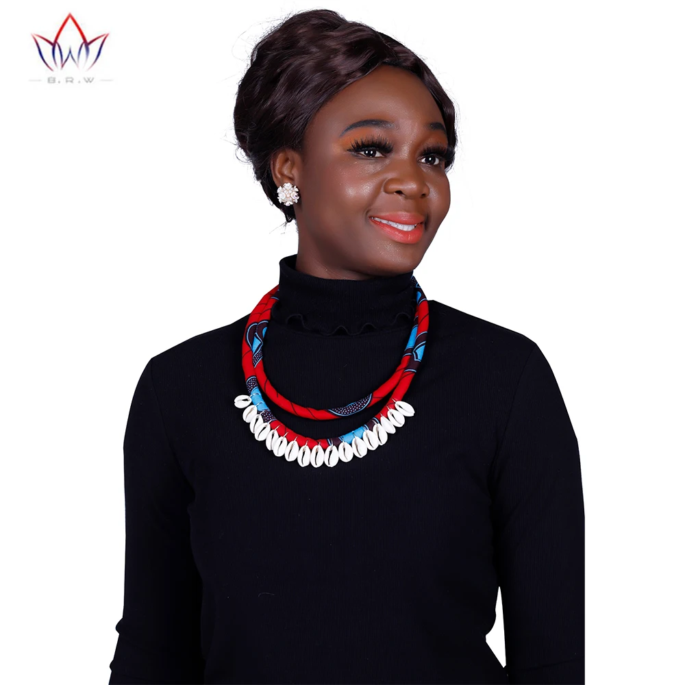 2023 NEW Ankara Print Necklace African Ethnic Handmade Jewellery African Fabric Jewellery For Women Chains shell necklace WYB770
2023 NEW Ankara Print Necklace African Ethnic Handmade Jewellery African Fabric Jewellery For Women Chains shell necklace WYB770