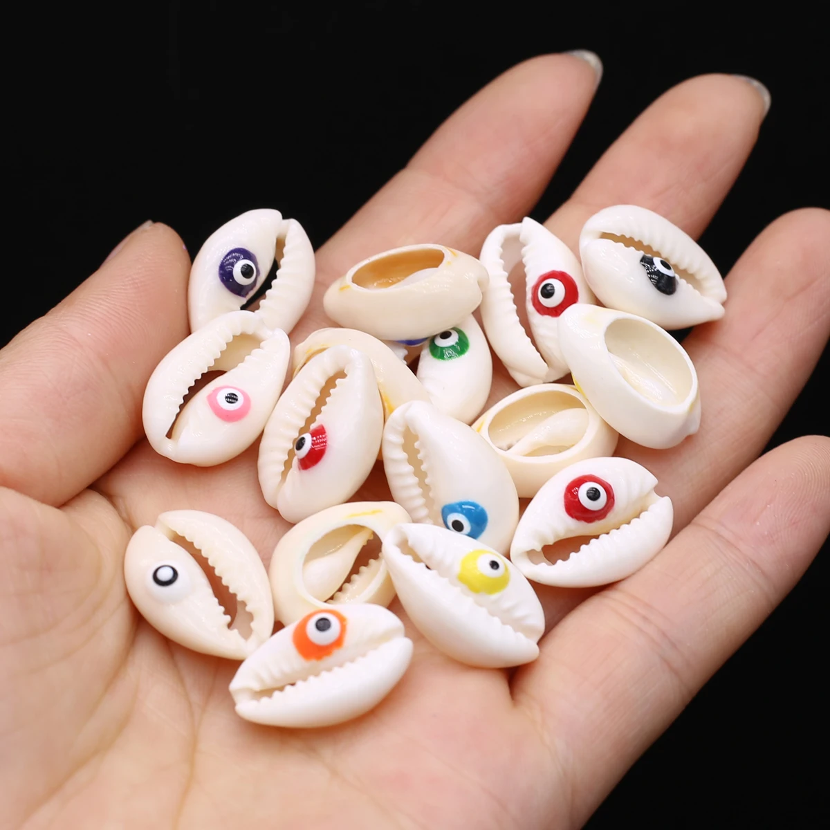 20pcs Multicolor Natural Shell Evil Eye Loose Spacer Beads Cowrie Conch Beads for Jewelry Making DIY Charms Necklace Bracelet 
20pcs Multicolor Natural Shell Evil Eye Loose Spacer Beads Cowrie Conch Beads for Jewelry Making DIY Charms Necklace Bracelet