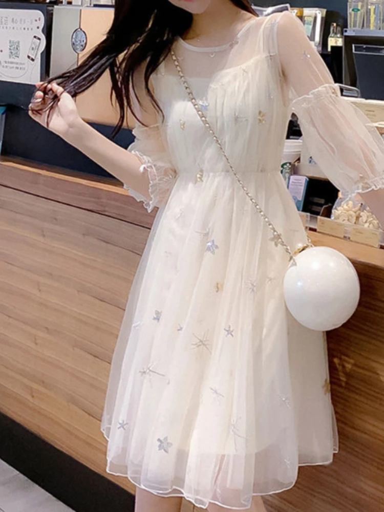 Woman Dress Spring 2022 Summer Elegant Sweet White Dresses Korean Gauze Sexy Slim Ladies Vestido De Mujer Casual Party Dress
Woman Dress Spring 2022 Summer Elegant Sweet White Dresses Korean Gauze Sexy Slim Ladies Vestido De Mujer Casual Party Dress