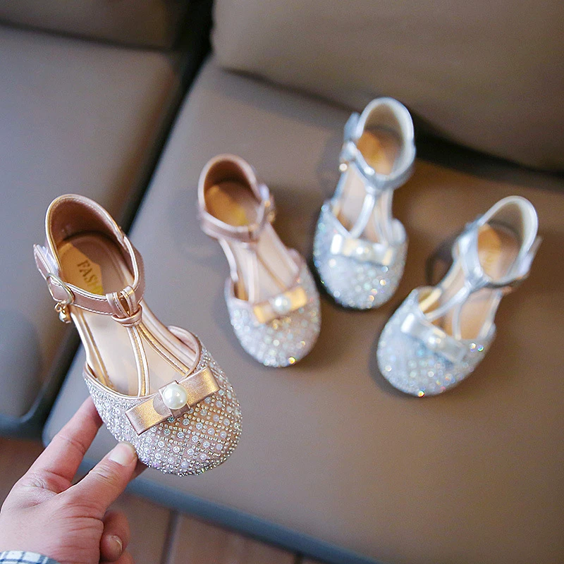New Children Leather Shoes Girls Performance Princess Party Dance Baby Toddler Flats Breathable Spring Summer Kids Shoes04
New Children Leather Shoes Girls Performance Princess Party Dance Baby Toddler Flats Breathable Spring Summer Kids Shoes04