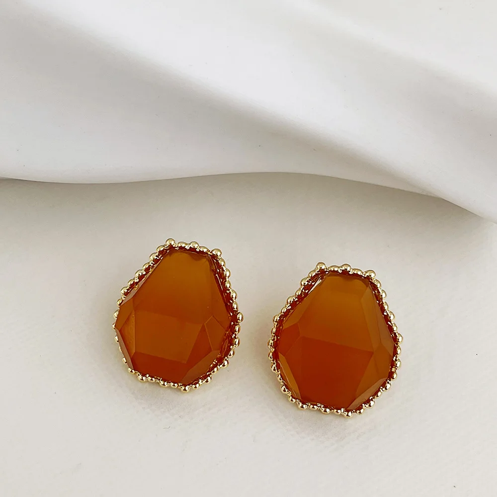 Minar Simple Irregular Perspective Geometric Crystal Drop Earrings for Women 2 Colors Brown White Color Dangle Earrings Jewelry
Minar Simple Irregular Perspective Geometric Crystal Drop Earrings for Women 2 Colors Brown White Color Dangle Earrings Jewelry