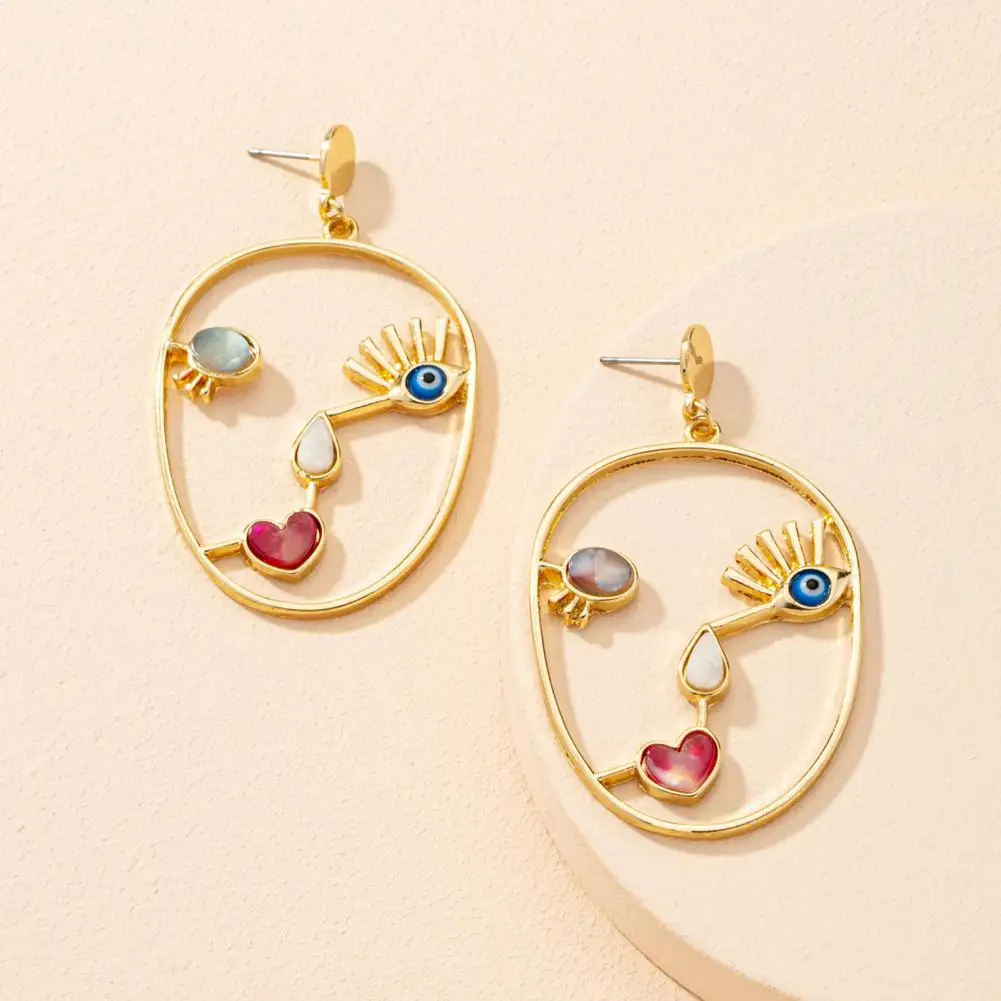 Fashion Ear Rings Hollow Out Hypoallergenic High Gloss Women Ear Studs Electroplating Stud Earrings for Dating
Fashion Ear Rings Hollow Out Hypoallergenic High Gloss Women Ear Studs Electroplating Stud Earrings for Dating