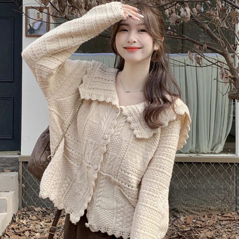 Женский свободный трикотажный кардиган DAYIFUN, однотонный джемпер с длинным рукавом и воротником «Питер Пэн» в Корейском стиле, весна-осень 2023
Женский свободный трикотажный кардиган DAYIFUN, однотонный джемпер с длинным рукавом и воротником «Питер Пэн» в Корейском стиле, весна-осень 2023