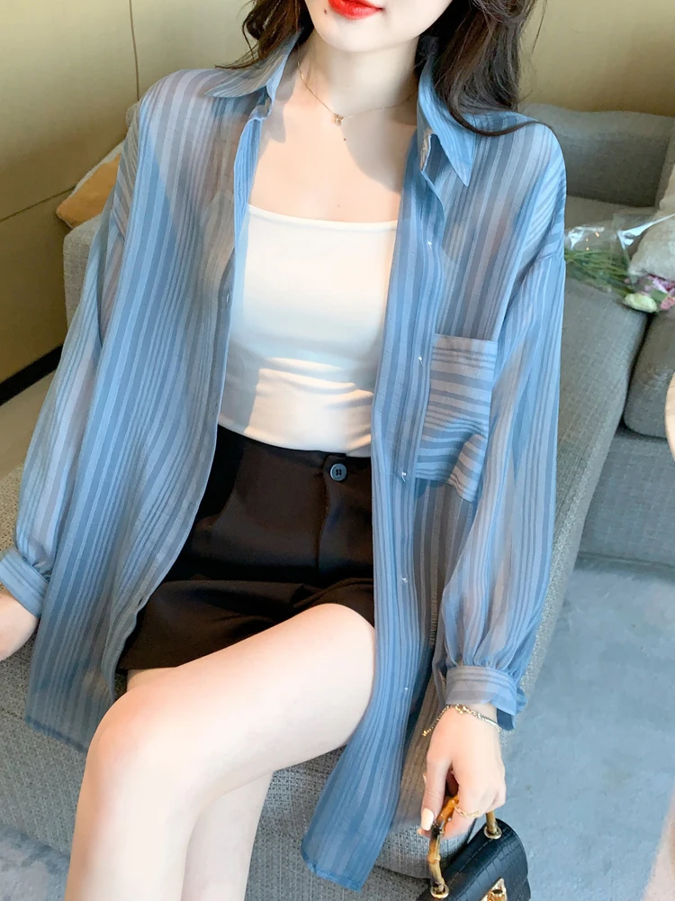Women Shirt 2022 Summer Cool Slightly Transparent Loose Sunscreen Tops Elegant Shirt UV Protection Cardigan Thin Jacket Women
Women Shirt 2022 Summer Cool Slightly Transparent Loose Sunscreen Tops Elegant Shirt UV Protection Cardigan Thin Jacket Women