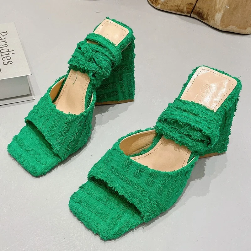 Fashion Design Wedding Ankle Lace-up Peep Toe Candy Colors Fur Mule Ladies Triangle Thick Heel Sandals Size 45 shoes for women
Fashion Design Wedding Ankle Lace-up Peep Toe Candy Colors Fur Mule Ladies Triangle Thick Heel Sandals Size 45 shoes for women