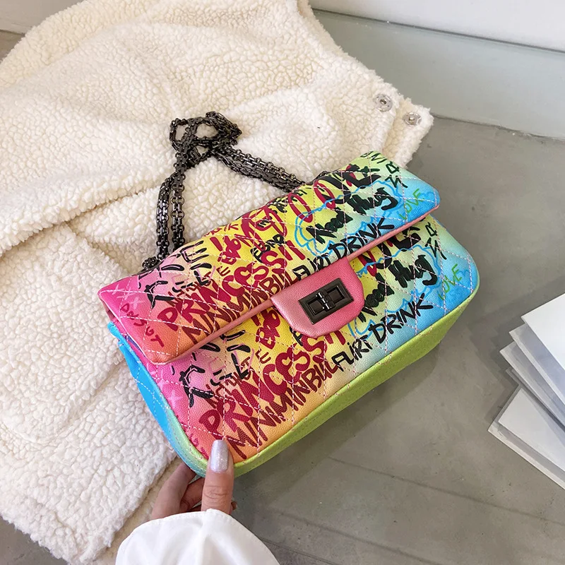 Fitshinling Graffiti Fashion Handbags For Women Colorful Rhombus PU Purse Female With Chain Letter Vintage Women's Mini Bag
Fitshinling Graffiti Fashion Handbags For Women Colorful Rhombus PU Purse Female With Chain Letter Vintage Women's Mini Bag