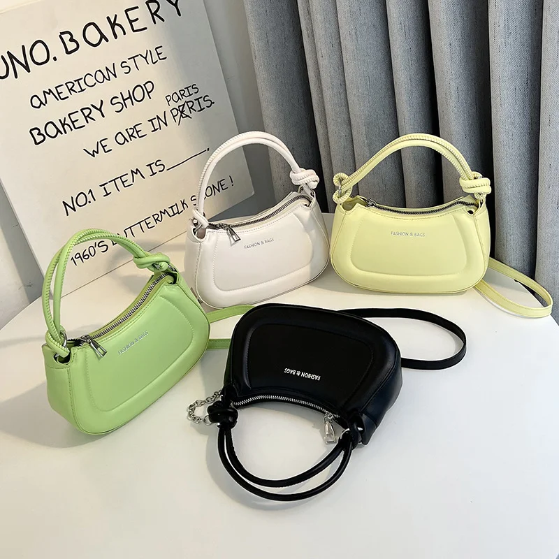 Shoulder Crossbody Bags For Women Large Capacity Chains PU Leather Female Travel Bag Versatile Ladies Purses and Handbags 2023
Shoulder Crossbody Bags For Women Large Capacity Chains PU Leather Female Travel Bag Versatile Ladies Purses and Handbags 2023
