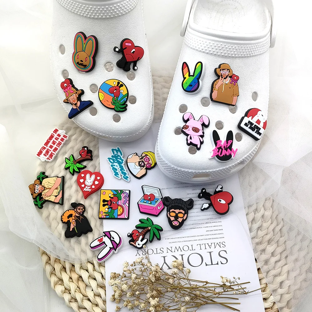22Pcs/set PVC Shoe Charms Buckle Accessories DIY Bad Bunny Shoes Buttons Decoration Jibz For Croc Charms Kids Gift
22Pcs/set PVC Shoe Charms Buckle Accessories DIY Bad Bunny Shoes Buttons Decoration Jibz For Croc Charms Kids Gift