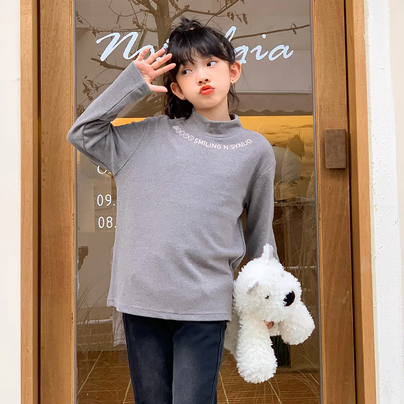 Girls' plush bottoming shirt 2022 new thickened warm top winter children's high neck T-shirt 7-74
Girls' plush bottoming shirt 2022 new thickened warm top winter children's high neck T-shirt 7-74