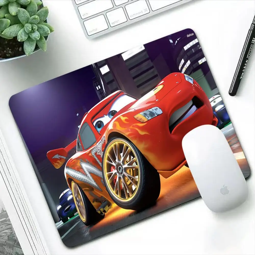 Автомобильный коврик для мыши, коврик для клавиатуры, настольный прочный коврик для мыши, игровой декоративный коврик для маленьких геймер...
Автомобильный коврик для мыши, коврик для клавиатуры, настольный прочный коврик для мыши, игровой декоративный коврик для маленьких геймер...
