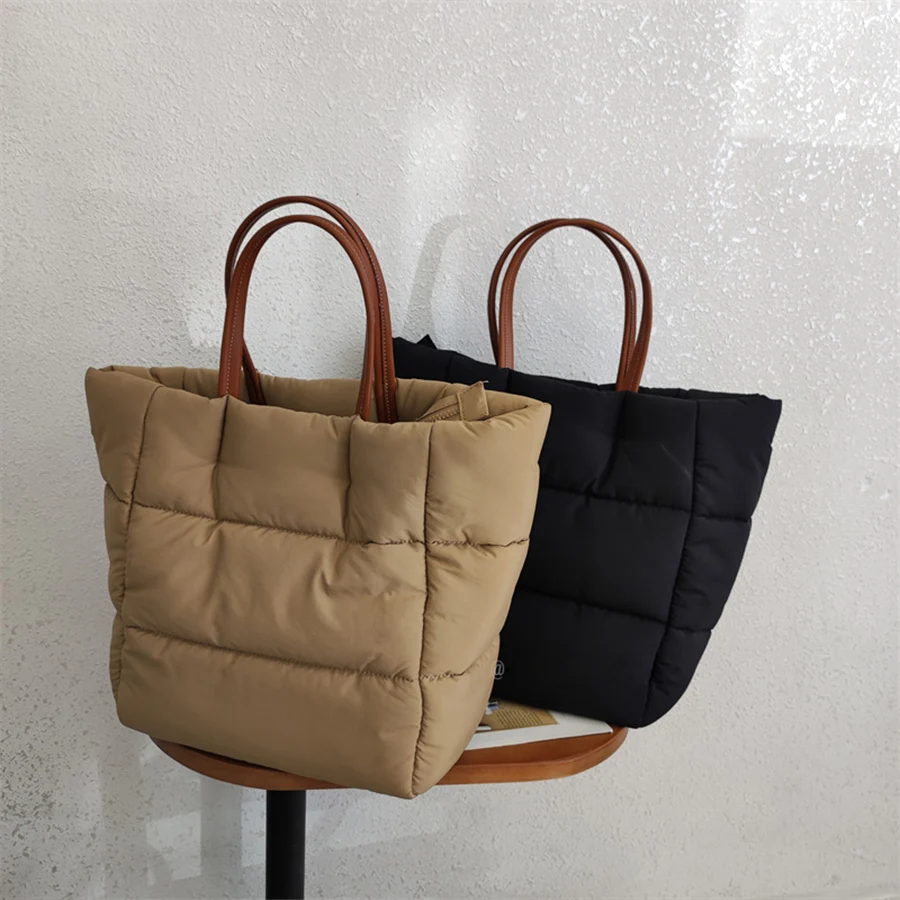 Korean women purse and handbags bucket bags large capacity down totes autumn winter vintage women's shoulder crossbody bag bolsa
Korean women purse and handbags bucket bags large capacity down totes autumn winter vintage women's shoulder crossbody bag bolsa