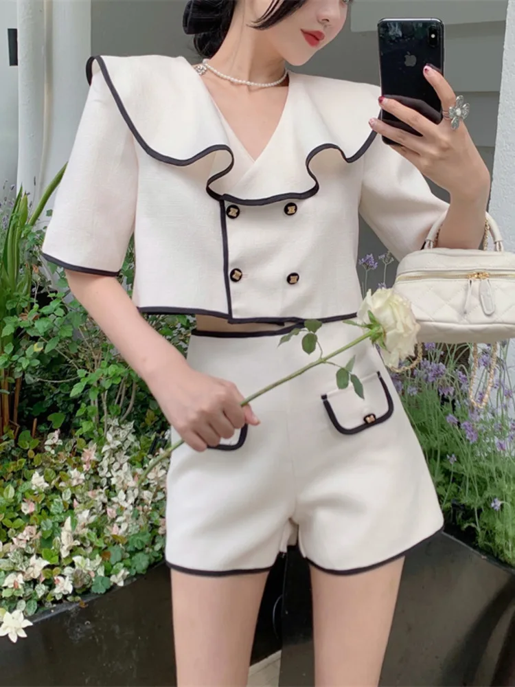 Sweat Suits Women Matching Sets Pant Suits Summer New Vintage Ruffled Collar Tweed Jacket Crop Top + Shorts 2 Piece Sets Woman
Sweat Suits Women Matching Sets Pant Suits Summer New Vintage Ruffled Collar Tweed Jacket Crop Top + Shorts 2 Piece Sets Woman