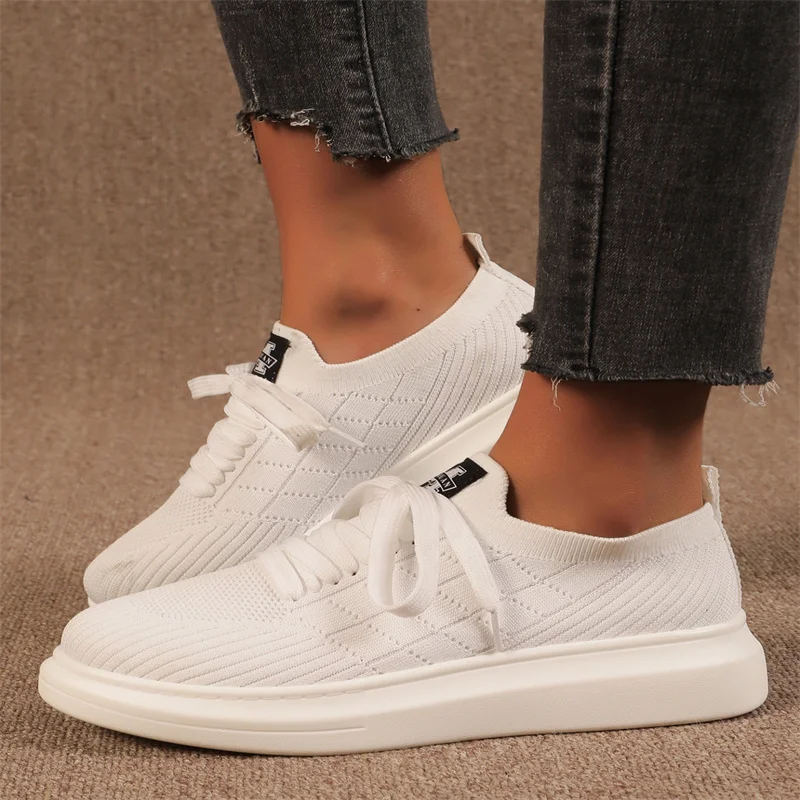 Sports Shoes Women's 2022 New Summer Mesh Breathable Fashion Work Shoes Casual Shoes All-match Thick-soled Women's Shoes Pump
Sports Shoes Women's 2022 New Summer Mesh Breathable Fashion Work Shoes Casual Shoes All-match Thick-soled Women's Shoes Pump