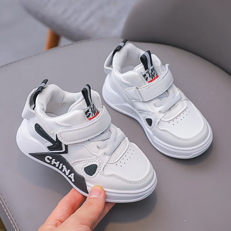Boys Spring New Kids Fashion PU Simple Korean Style Sneakers for Running 2022 All-match Girls Sport Shoes Sewing Thread Children
Boys Spring New Kids Fashion PU Simple Korean Style Sneakers for Running 2022 All-match Girls Sport Shoes Sewing Thread Children