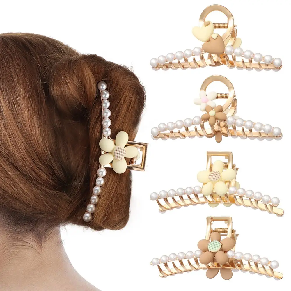 Hair Clip For Women Simple Metal Hollow Out Geometric Hair Claw Elegant Bath Crab Clip Fashion Girl Headwear Hair Accessories
Hair Clip For Women Simple Metal Hollow Out Geometric Hair Claw Elegant Bath Crab Clip Fashion Girl Headwear Hair Accessories