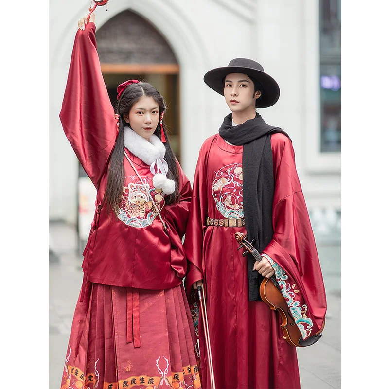 Платье Mu Qingyao ручной работы Hanfu для подружек невесты, удобное платье с круглым вырезом и принтом, с вышивкой «лошадиное лицо», модели для пар
Платье Mu Qingyao ручной работы Hanfu для подружек невесты, удобное платье с круглым вырезом и принтом, с вышивкой «лошадиное лицо», модели для пар