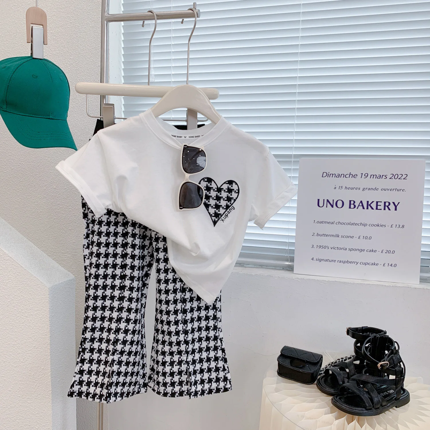 KEAIYOUHUO 2022 Summer Kids Costume For Girls Casual Sport Suit Outfits White Love Top+Plaid Pants Sets Children Clothes Girl 5Y
KEAIYOUHUO 2022 Summer Kids Costume For Girls Casual Sport Suit Outfits White Love Top+Plaid Pants Sets Children Clothes Girl 5Y