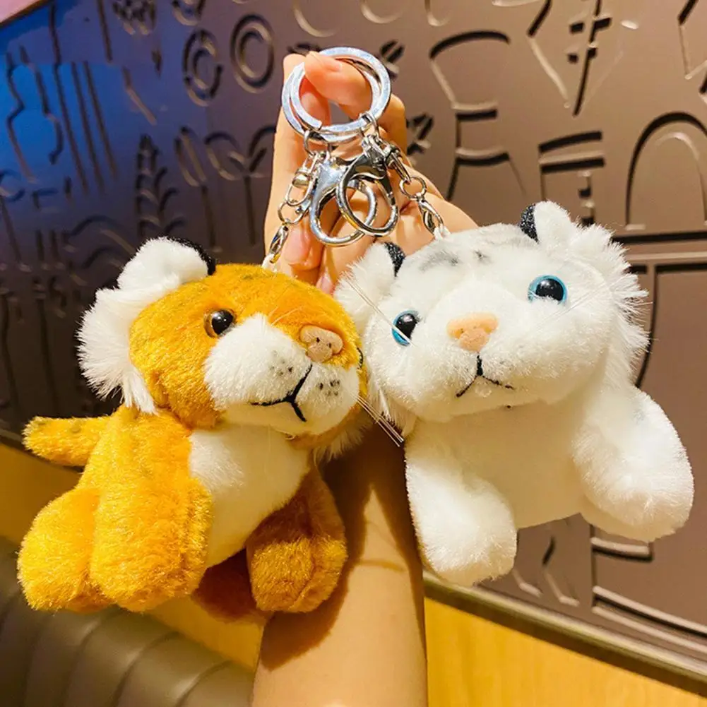 Animal Tiger Pendadnt Keychains Adorable Exquisite Portable Fine Texture Plush Tiger Keychain for Kids
Animal Tiger Pendadnt Keychains Adorable Exquisite Portable Fine Texture Plush Tiger Keychain for Kids