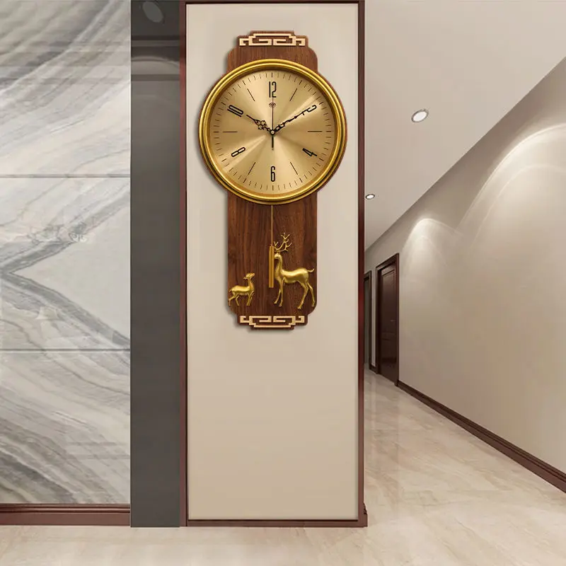 

Новые настенные часы в китайском стиле для гостиной, домашние Модные простые и бесшумные часы в китайском стиле из цельной древесины, роскошные декоративные часы