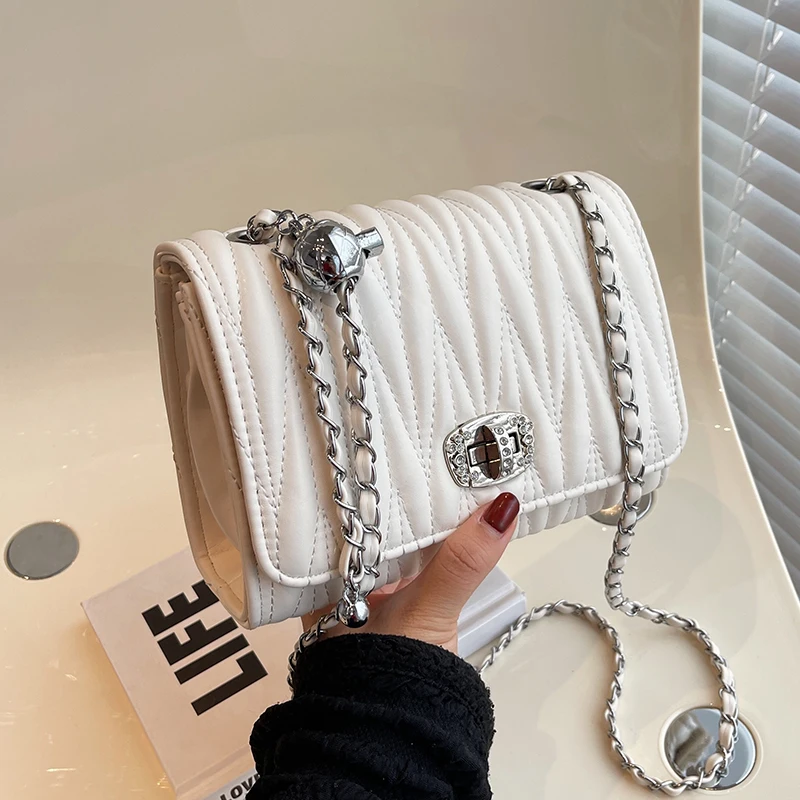 High Quality Leather Handbag Luxury Brand Chain Handle Shoulder Messenger Bags For Woman 2022 New Small Square Bag Sac A Main
High Quality Leather Handbag Luxury Brand Chain Handle Shoulder Messenger Bags For Woman 2022 New Small Square Bag Sac A Main