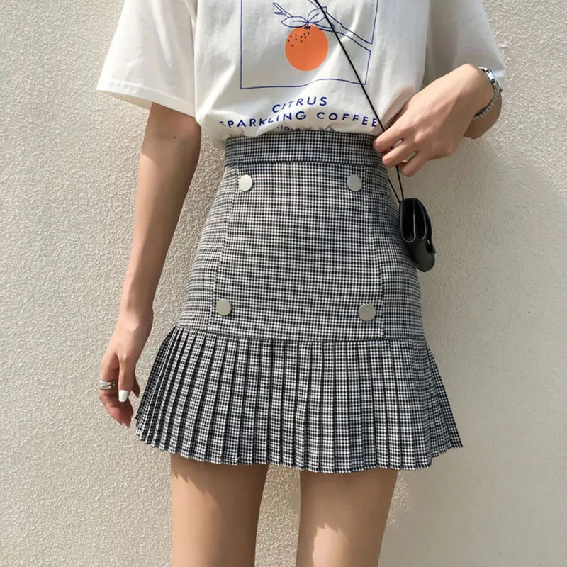 Korean Women High Waist A-Line Pleated Patchwork Mini Skirts Gray Plaid Buttons Summer Oversize Vintage Office Skirts Elegant 
Korean Women High Waist A-Line Pleated Patchwork Mini Skirts Gray Plaid Buttons Summer Oversize Vintage Office Skirts Elegant