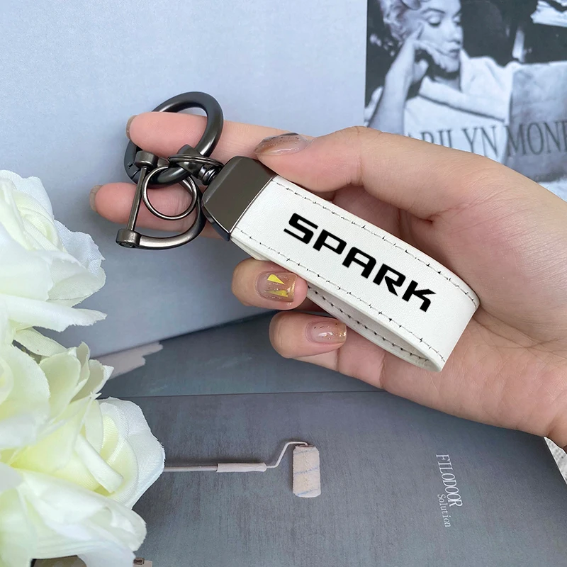 For Chevrolet Spark 2013-2017 2018 2019 2020 2021 Top Layer Cowhide Key Chain Car Accessories For Spark Chevrolet
For Chevrolet Spark 2013-2017 2018 2019 2020 2021 Top Layer Cowhide Key Chain Car Accessories For Spark Chevrolet