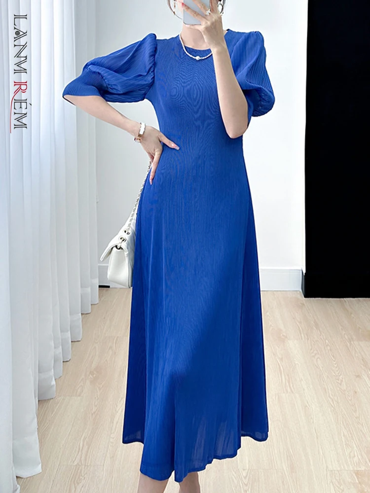 LANMREM Elegant Solid Pleated Dress For Women Round Neck Lantern Sleeves High Waist Dresses 2023 New Party Clothing 2AA1084
LANMREM Elegant Solid Pleated Dress For Women Round Neck Lantern Sleeves High Waist Dresses 2023 New Party Clothing 2AA1084