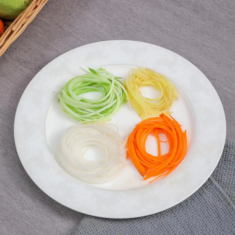2/4/6PCS Hanging Hole Design Julienne Peeler Multifunctional Wire Cutter Durable Sharp Blade Carrot Peeler Wholesale
2/4/6PCS Hanging Hole Design Julienne Peeler Multifunctional Wire Cutter Durable Sharp Blade Carrot Peeler Wholesale