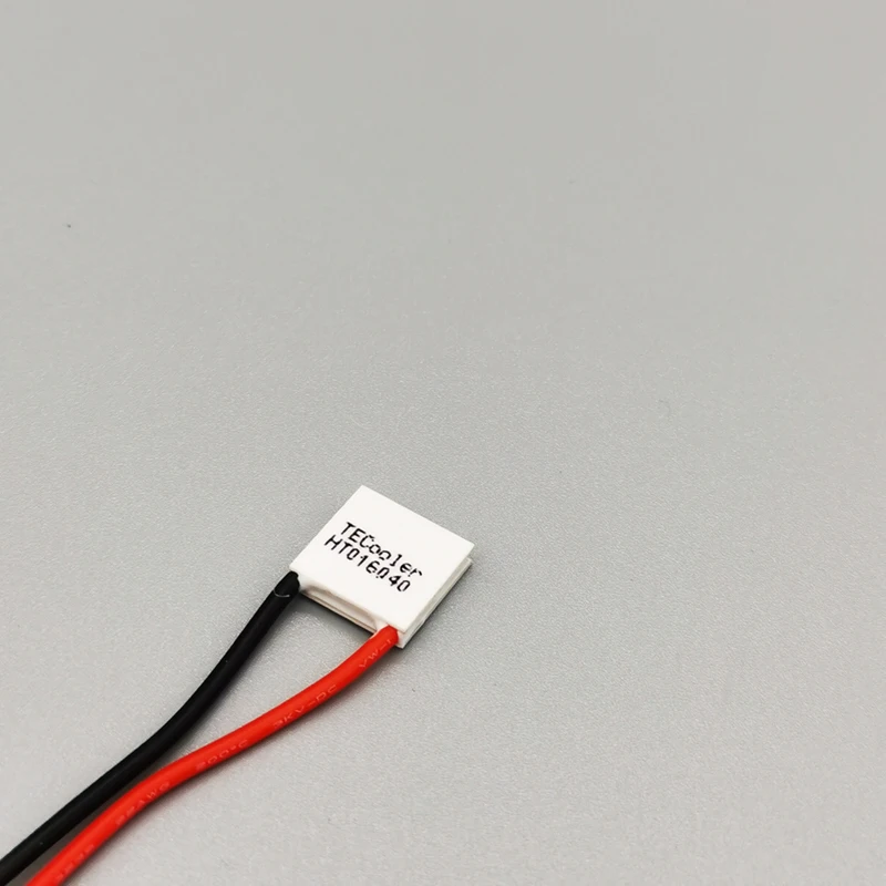 Refrigeration sheet industrial grade semiconductor hot and cold sheet TEC12.5x12.5 beauty instrument chip
Refrigeration sheet industrial grade semiconductor hot and cold sheet TEC12.5x12.5 beauty instrument chip