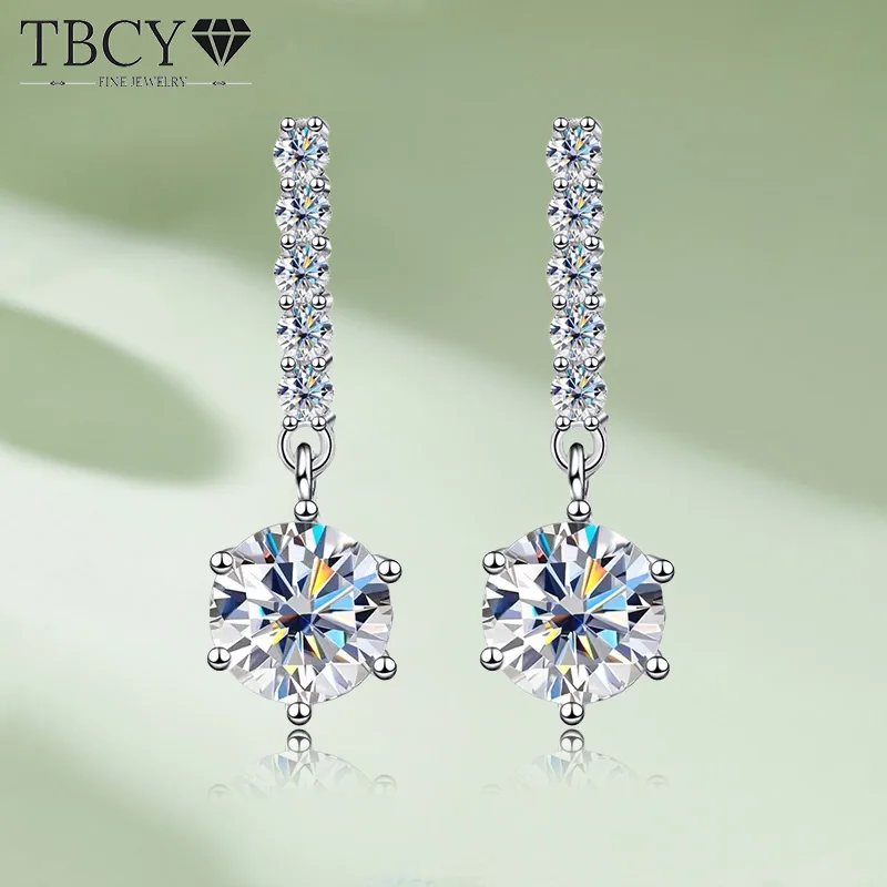 TBCYD 1CT D Color Moissanite Drop Earrings For Women Original 925 Sterling Silver Diamond Dangle Huggie Earring Fine Ear Jewelry
TBCYD 1CT D Color Moissanite Drop Earrings For Women Original 925 Sterling Silver Diamond Dangle Huggie Earring Fine Ear Jewelry