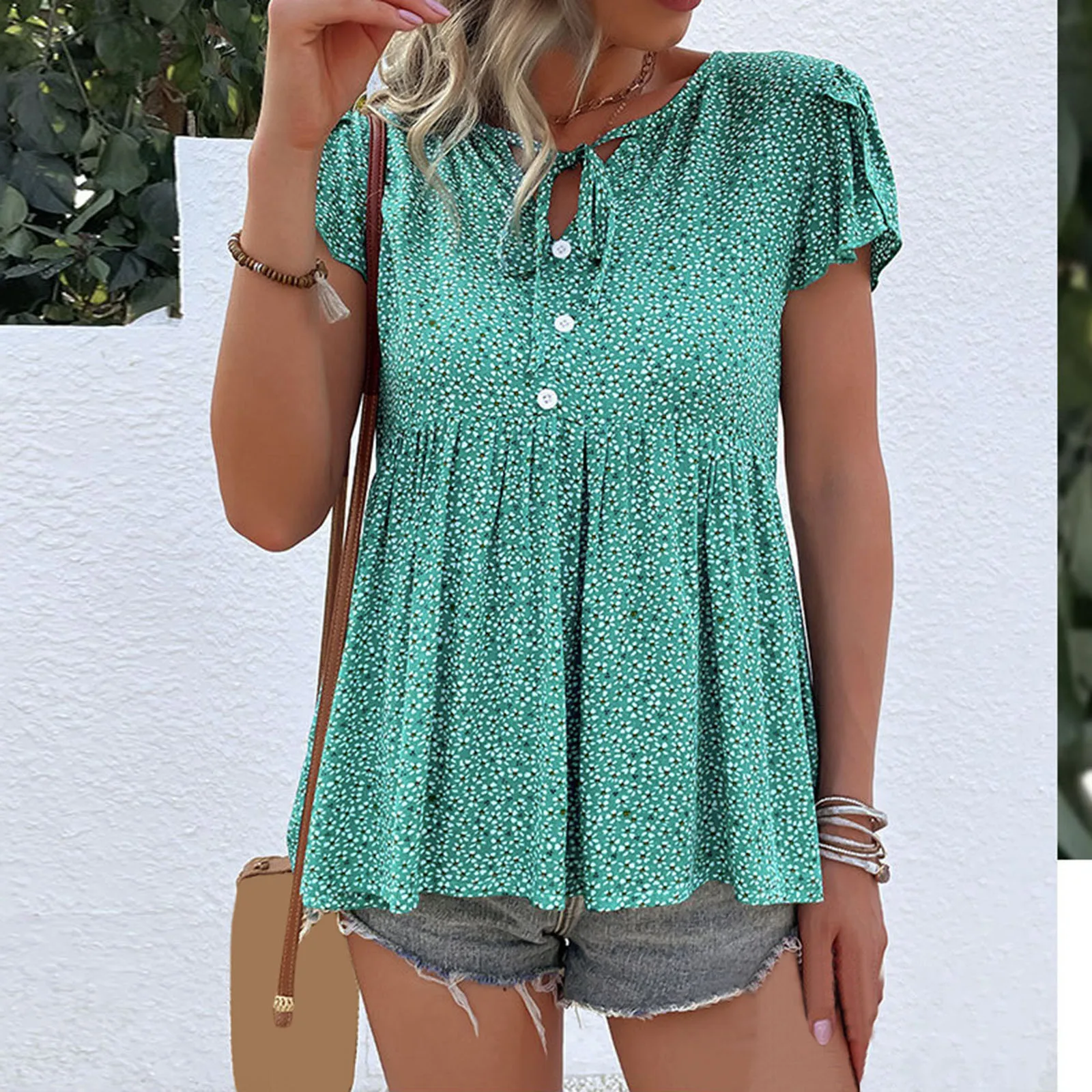Summer Blouse Women Lace Up V-neck Boho Floral Print Blouses Short Sleeve Shirts Top Loose Shirts Oversized Holiday Wear Shirts
Summer Blouse Women Lace Up V-neck Boho Floral Print Blouses Short Sleeve Shirts Top Loose Shirts Oversized Holiday Wear Shirts