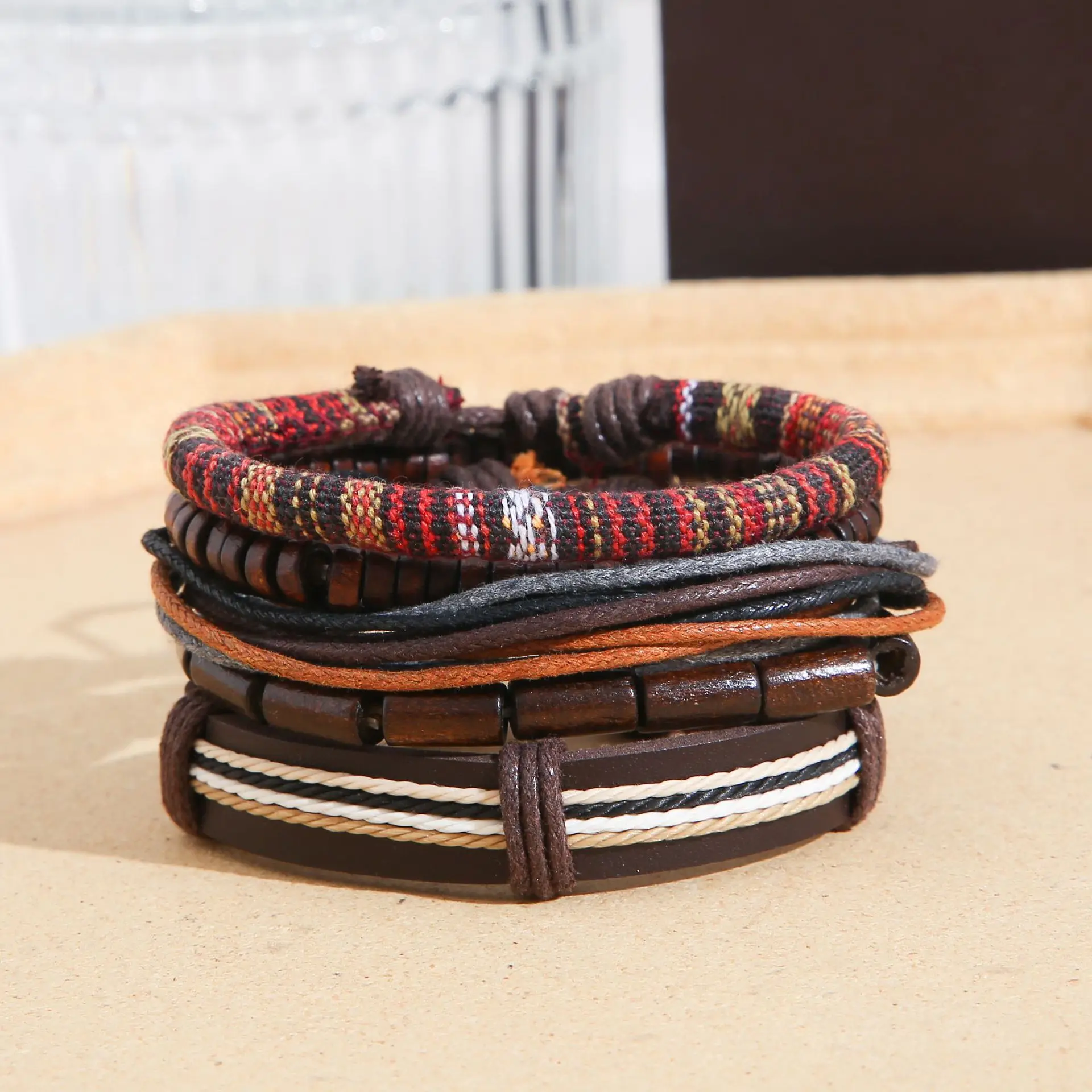 New Multilayer Vintage Turquoise Feather Leather Bracelet for Men Creative Hemp Rope Woven Charm Bangle Wholesale Jewelry Gift
New Multilayer Vintage Turquoise Feather Leather Bracelet for Men Creative Hemp Rope Woven Charm Bangle Wholesale Jewelry Gift