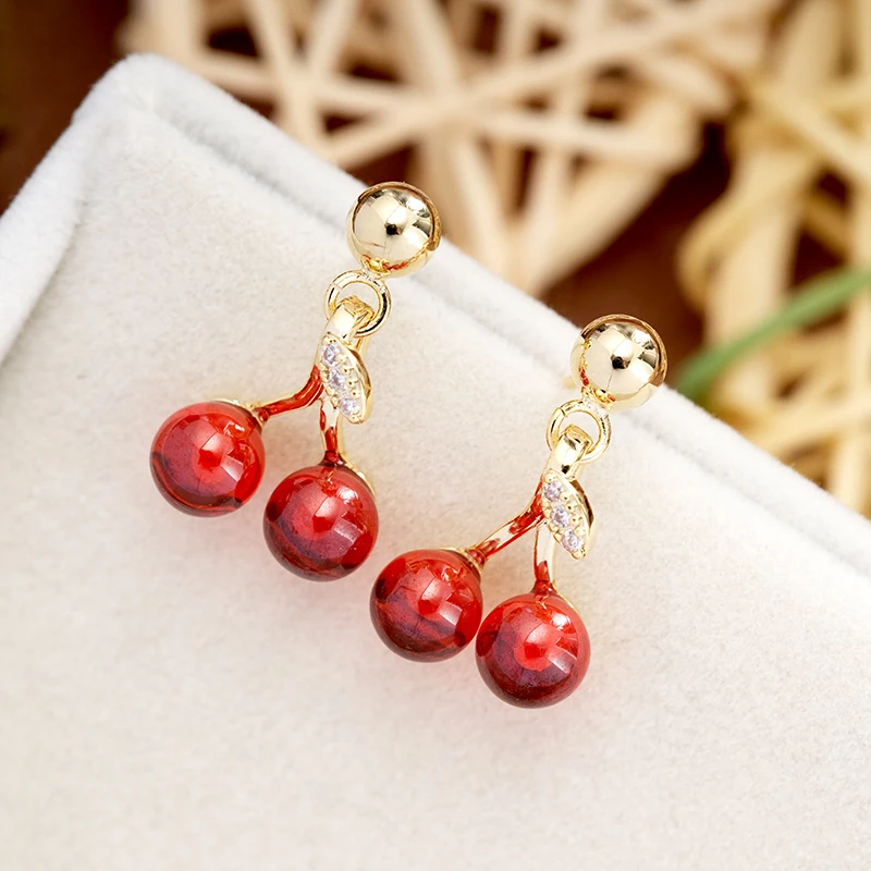 серьги fashion 925 Silver needle Retro Simplicity Light luxury charm red Cherry earring Niche brand women gift wholesale jewelry
серьги fashion 925 Silver needle Retro Simplicity Light luxury charm red Cherry earring Niche brand women gift wholesale jewelry