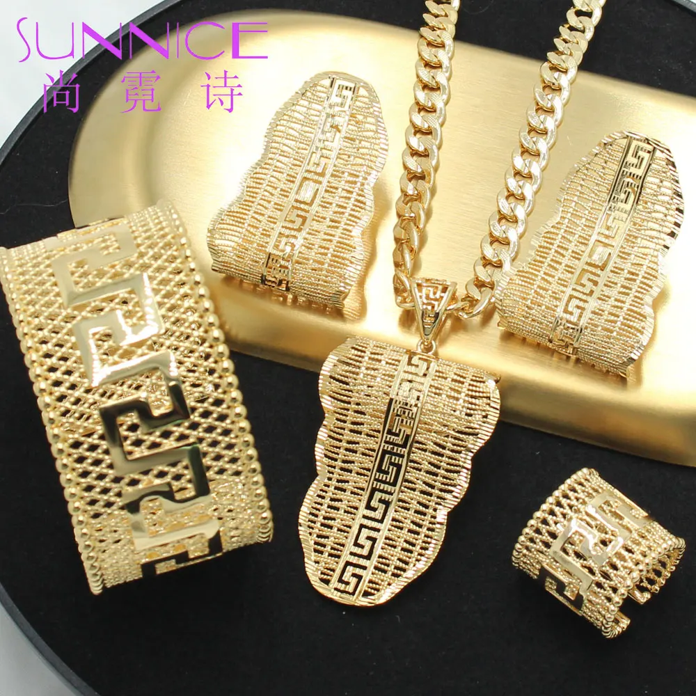 SUNNICE роскошное женское ожерелье, серьги, кольцо и браслеты 18K, свадебные украшения, аксессуары
SUNNICE роскошное женское ожерелье, серьги, кольцо и браслеты 18K, свадебные украшения, аксессуары