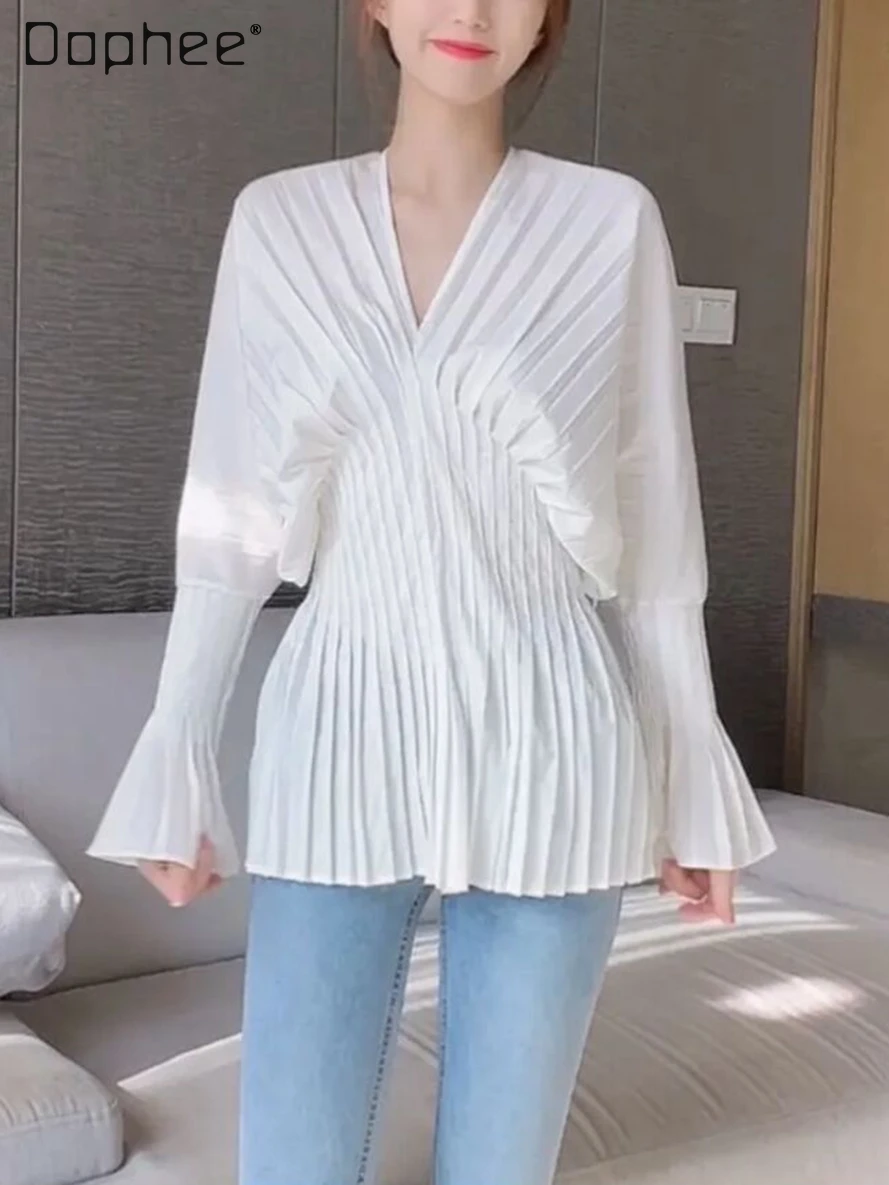 2022 Spring Loose Pleated White Shirts Woman's Fashion Trimming Waist V-neck Flare Long Sleeve Pullover Slimming Mid-Length Tops
2022 Spring Loose Pleated White Shirts Woman's Fashion Trimming Waist V-neck Flare Long Sleeve Pullover Slimming Mid-Length Tops