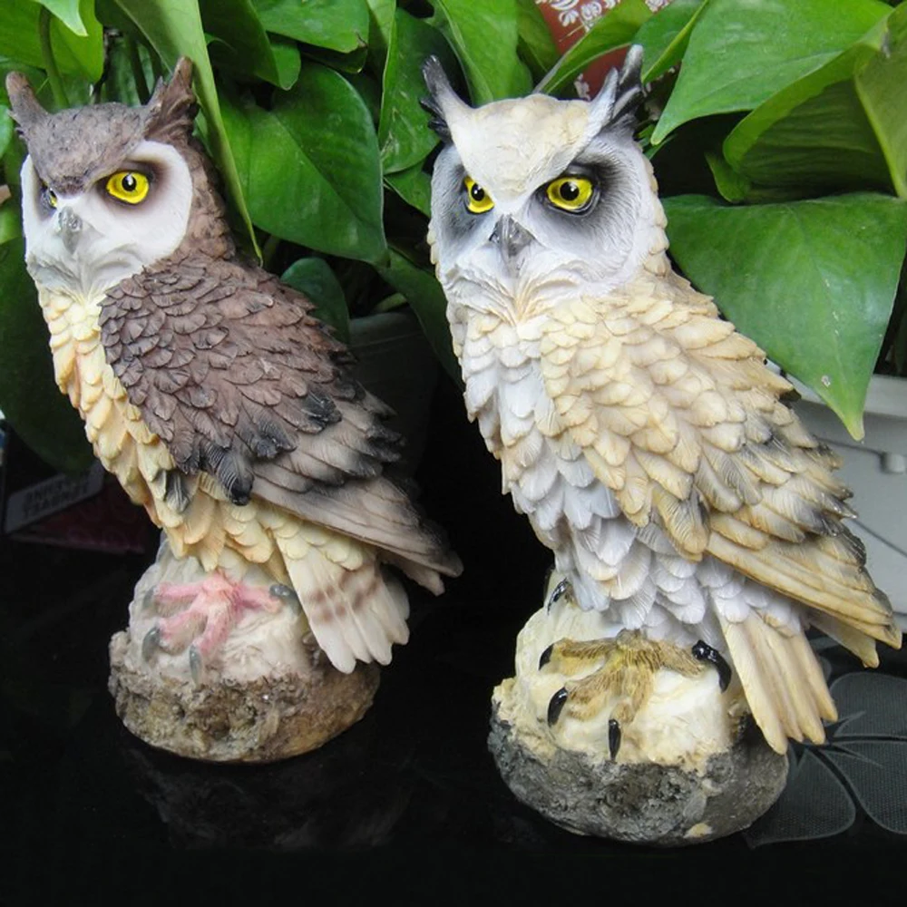 Simulation Scarecrow Owl Bird Repeller Artificial Bird Scarer Decoy Repellent Fake Crow Resin Craft Pest Control Garden Supplies
Simulation Scarecrow Owl Bird Repeller Artificial Bird Scarer Decoy Repellent Fake Crow Resin Craft Pest Control Garden Supplies